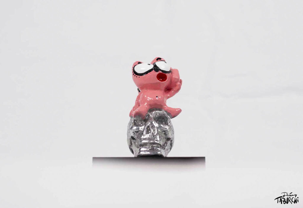 Sculpture en aluminium du Chat Rose