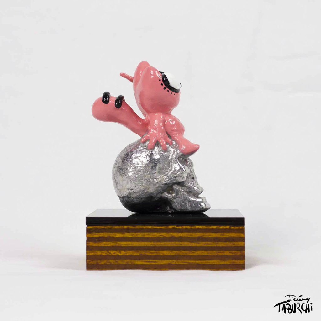 Sculpture en aluminium du Chat Rose